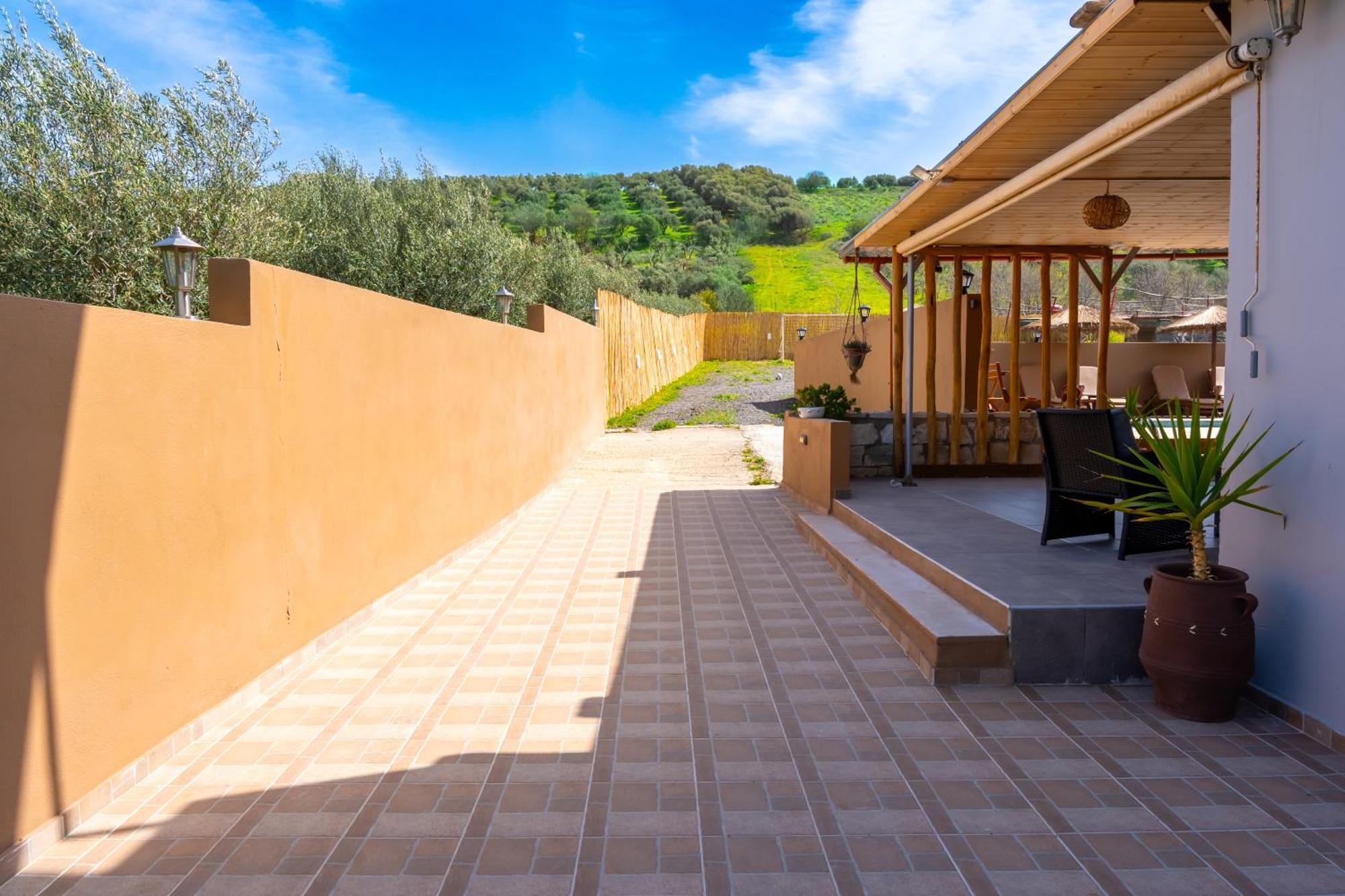 Countryhouse Villa With Pool & Private Parking Iraklio Exterior foto